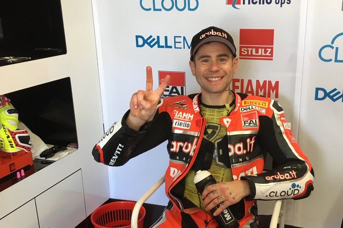 Alvaro Bautista gembira jadi pembalap tercepat pada latihan hari pertama Superbike Australia