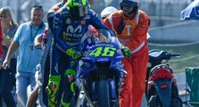 Masih Balapan Hingga 2020, Valentino Rossi Ungkap Risiko Terjatuh di Usia 40 Tahun