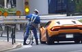Polisi Kejar Lamborghini Pakai Sepeda "Onthel"