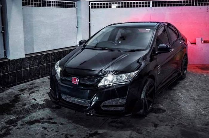 Modifikasi Honda City Pakai Body Kit Custom 360 Motoring