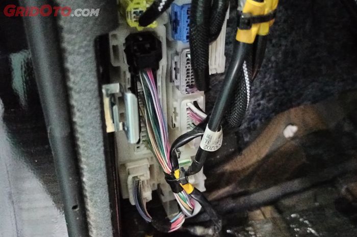 Ilustrasi kelistrikan mobil bekas