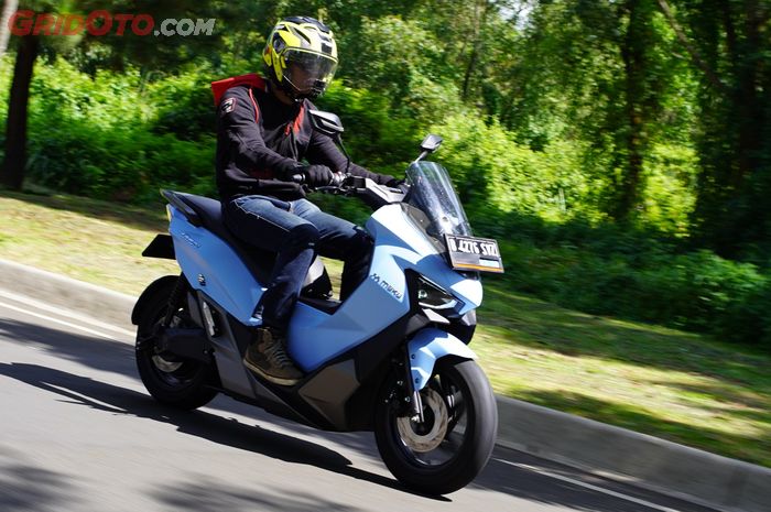 Maka Cavalry raih gelar terbaik di kelas High Electric Skutik OTOMOTIF AWARD 2025