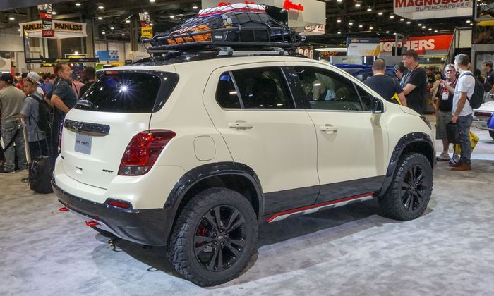 Tampilan belakang Chevrolet Trax tambah gagah ala Activ Concept