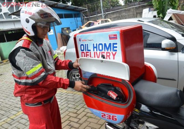 Layanan Oil Home Delivery Shop &amp; Drive, sobat cukup #DiRumahAja.