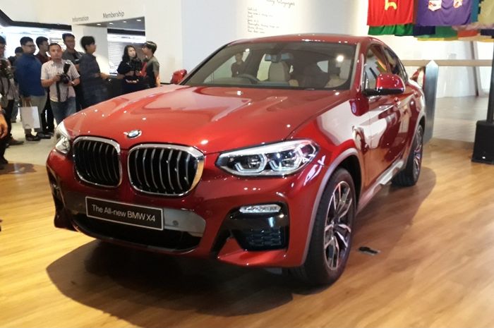 The All-new BMW X4 terlihat lebih sporty