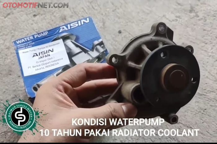 Inilah penampakan pompa radiator mobil setelah 10 tahun selalu menggunakan cairan pendingin
