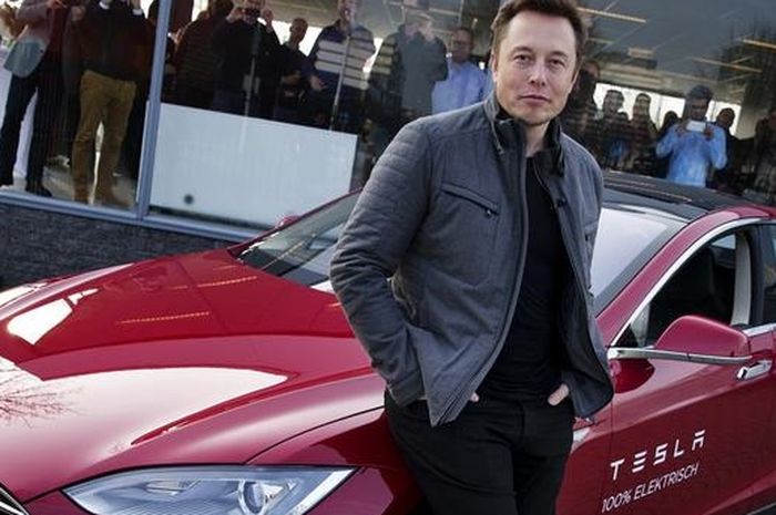 Elon Musk pimpinan produsen mobil Tesla
