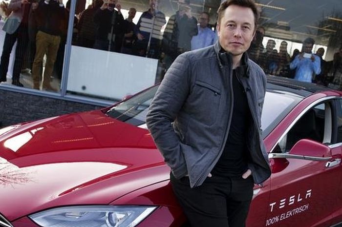 Elon Musk pimpinan produsen mobil Tesla