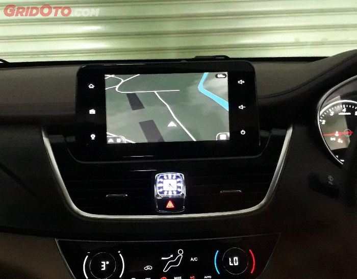 Sistem navigasi pada head unit Wuling Cortez