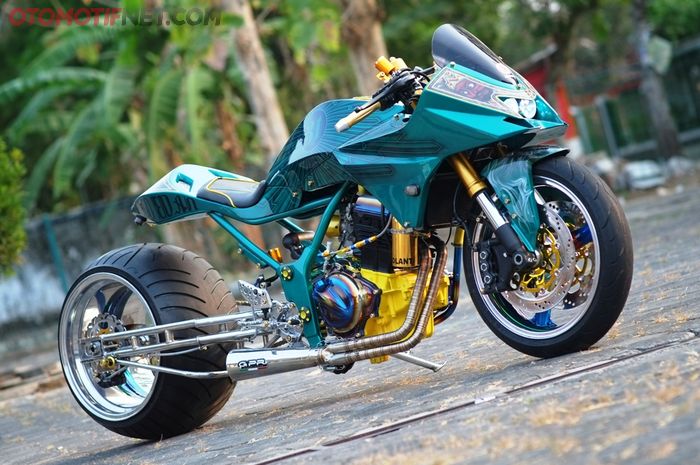 Modifikasi Kawasaki Ninja 250R drag style