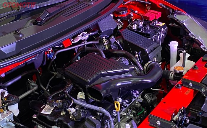 Daihatsu New Sirion berkapasitas 1.300 cc ini tersedia dalam 2 varian dengan transmisi D-CVT 