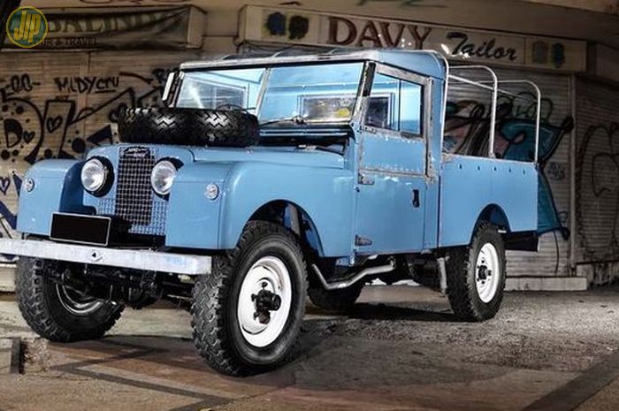 Land Rover Series I 107