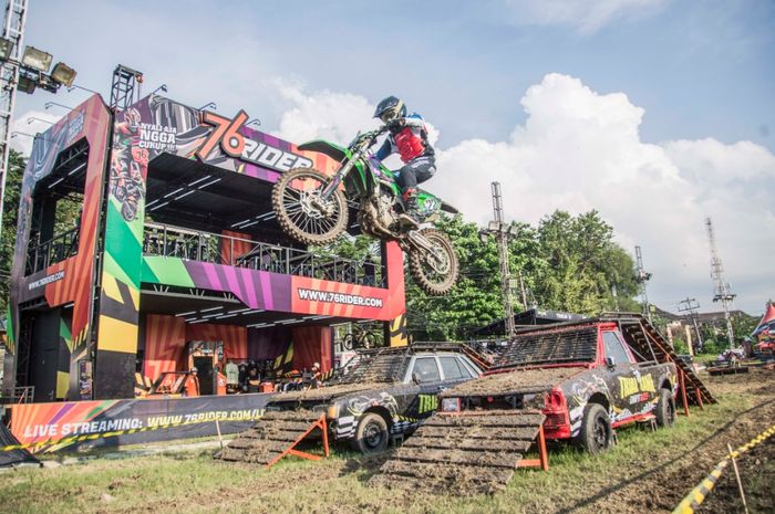 Aksi M. Zidane melibas beragam obstacle di seri perdana TGD 2025 di Semarang