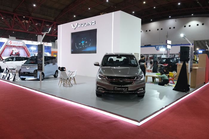 Booth Wuling di Jakarta Fair 2023