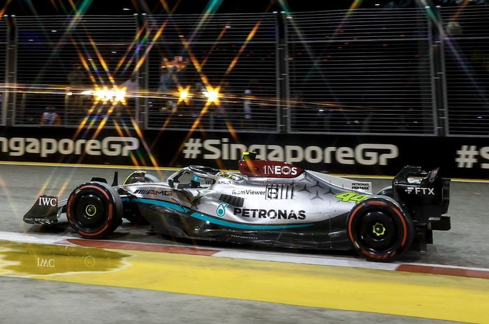 Soal pelanggaran batasan anggaran, Lewis Hamilton curigai pengembangan mobil Red Bull Racing