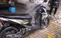 Haram Cuci Motor Saat Mesin Masih Panas, Ternyata Ini Alasannya?
