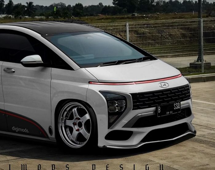 Digital modifikasi Hyundai Stargazer ditopang pelek Work Meister S1R