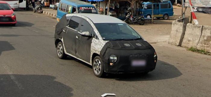 Hyundai Stargazer terpantau dari kamera Google Street View.