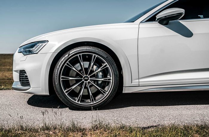 Modifikasi Audi A6 Allroad ditopang pelek  model multi-spoke seri ABT FR