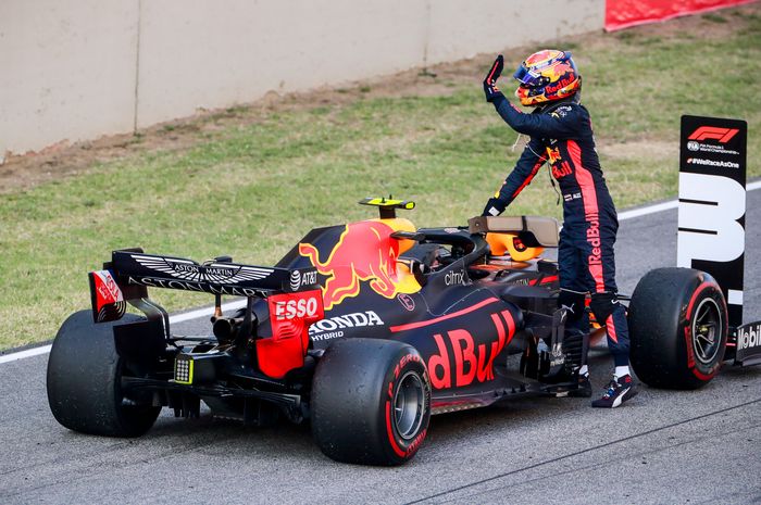 Red Bull bisa pinjamkan Alex Albon ke tim  rival di F1 2021