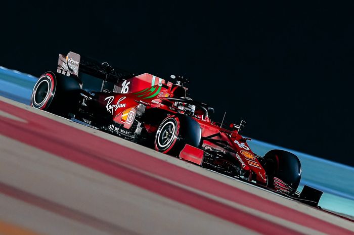 Charles Leclerc dapat hadiah spesial dari Ferrari, langsung dikirim ke rumahnya