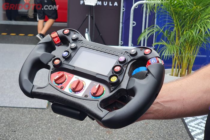 Canggihnya stir mobil Formula E Nissan 