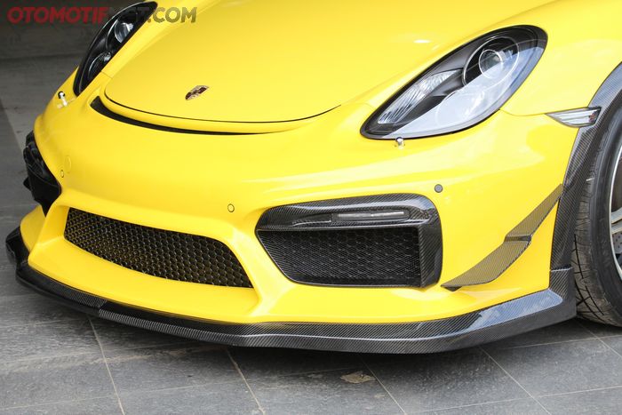 Porsche Cayman GT4 carbon fiber kit buatan Autospot BSD, the best!