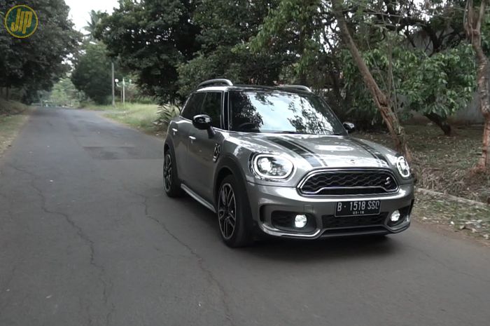 MINI Cooper S Countryman Sports