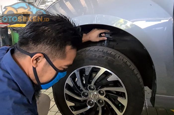 Mengecek Bearing Roda Mobil