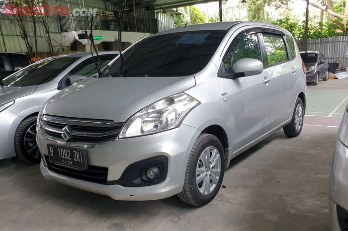 Mobil bekas Suzuki Ertiga