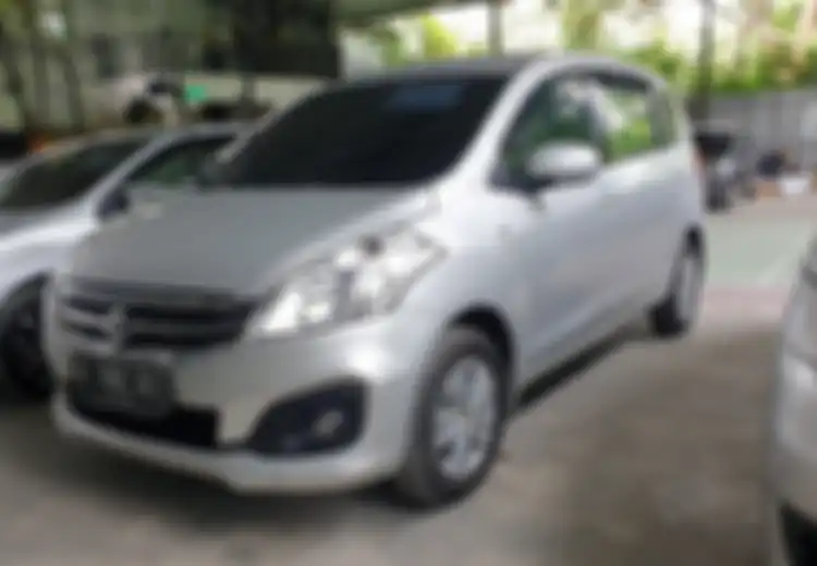 Pasca Lebaran, Harga Mobil Bekas Suzuki Ertiga Tahun 2015 Cuma Segini