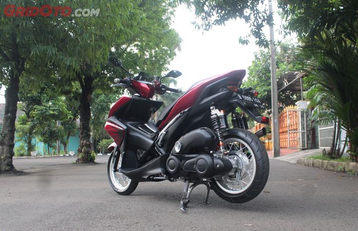 Yamaha Aerox modif sektor kaki-kaki pakai sokbreker KTC Extreme 