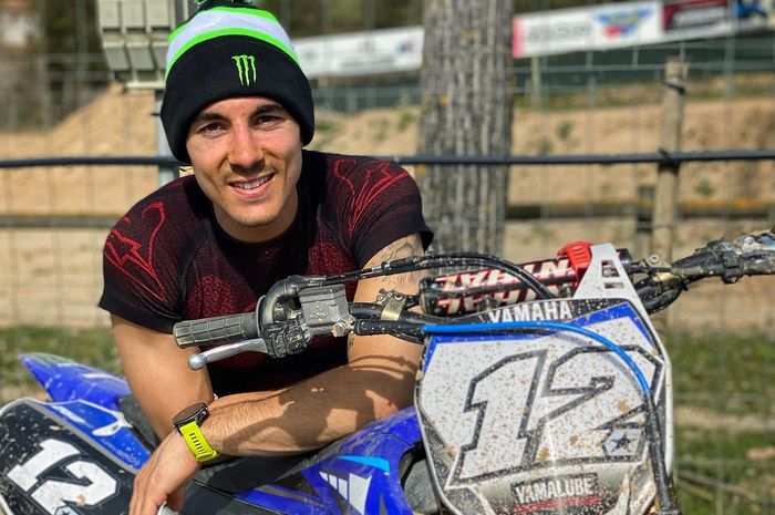 Alami cedera saat latihan motocross, Maverick Vinales sudah pulang dari rumah sakit dan lakukan pemulihan di rumah