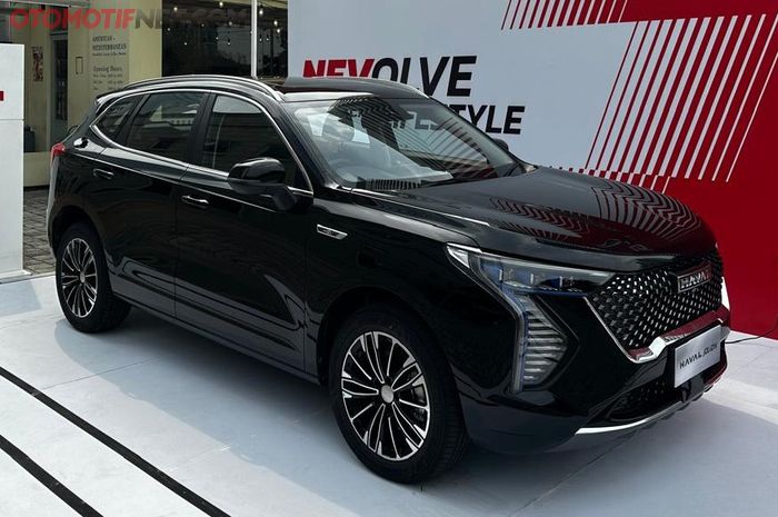Update harga Haval Jolion HEV Standar tahun 2026.