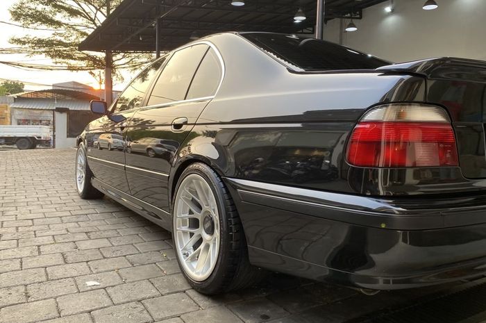 Begini cara gampang merawat mobil bekas yang sudah dicoating (foto ilustrasi)