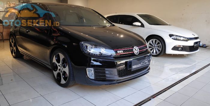 VW Golf GTi Mk6 2011 di show room Indigo Auto Tangerang Selatan