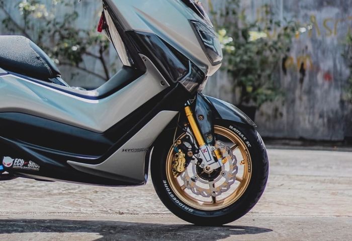 Kaki-kaki depan Yamaha NMAX upgrade sokbreker dan pengereman