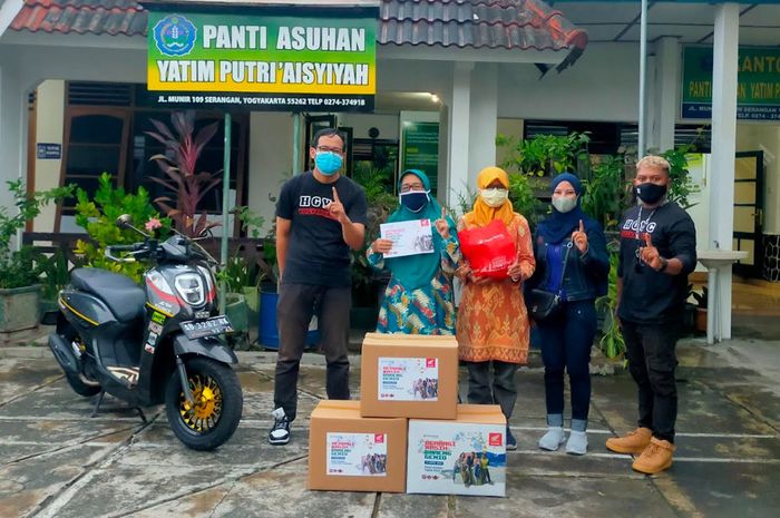 Astra Motor Yogyakarta bersama komunitas HGYC serahkan donasi untuk panti asuhan putri 'Aisyiyah