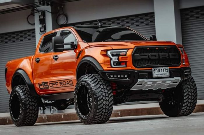 Ford Ranger dimodif ala Ford F-150 dengan roda besar