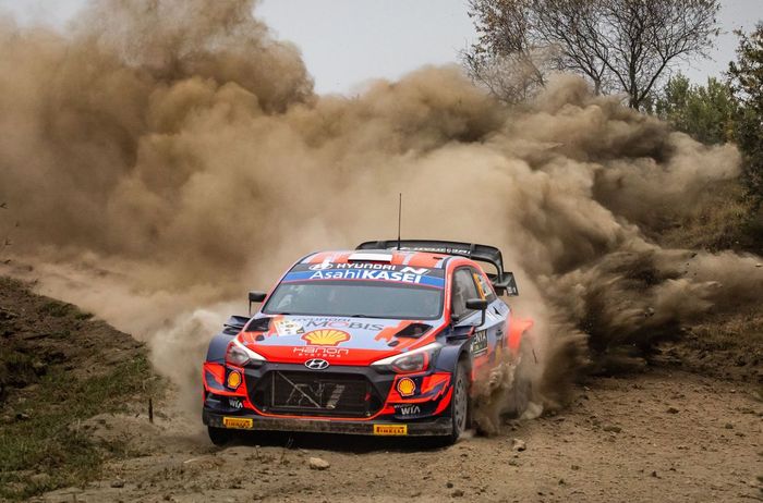 Pereli tim Hyundai, Ott Tanak memenangkan SS terakhir Power Stage dan mendapatkan bonus 5 point