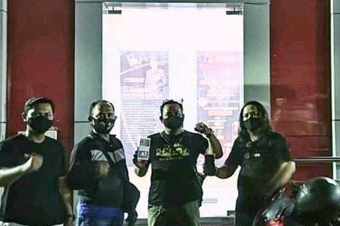 Tim Satreskrim Polresta Mojokerto bekuk pelaku jambretan korbannya handphone milik polwan