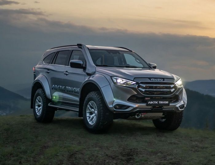 Modifikasi Isuzu MU-X dibikin lebih gambot dan mendapat aksesori off-road