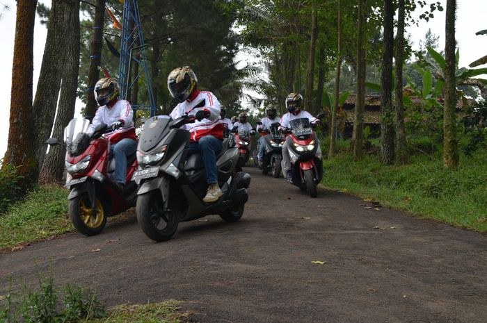 Journalist Max Community, touring ke Bogor sekaligus menguji produk Master Scooter Package