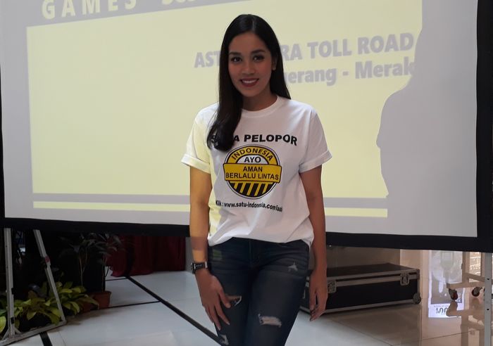 Alexandra Asmasoebrata, pembalap perempuan Indonesia