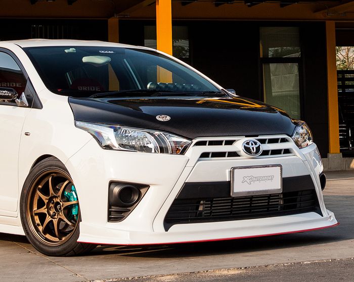 Modifikasi Toyota Yaris lele street racing dibungkus body kit minimalis