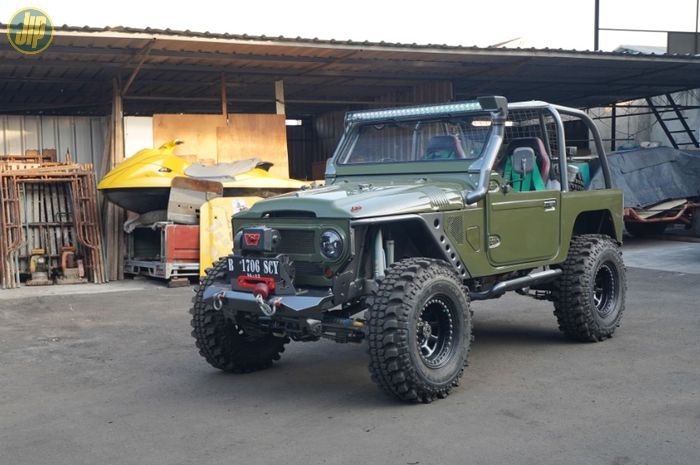 Toyota Land Cruiser FJ40 1965 Modifikasi