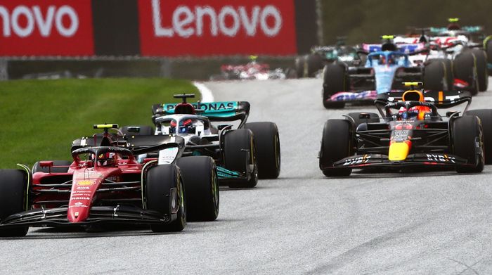Mobil Mercedes W13 kini sudah bisa mencekati kecepatan mobil Ferrari dan Red Bull, seperti di balap F1 Austria 2022 ini