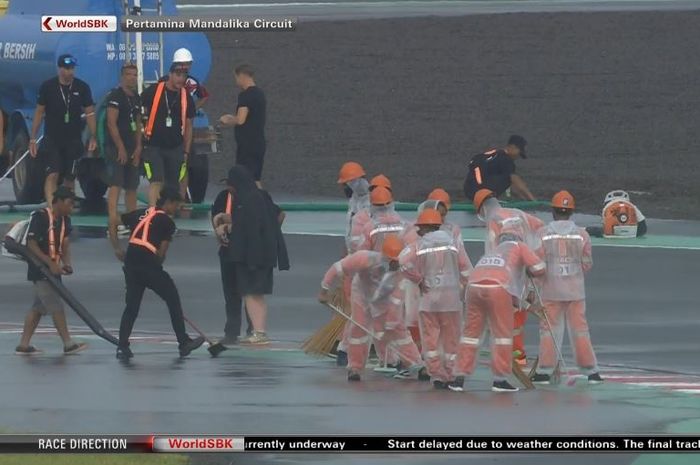 Marshal WorldSBK Indonesia 2021 di sirkuit Mandalika