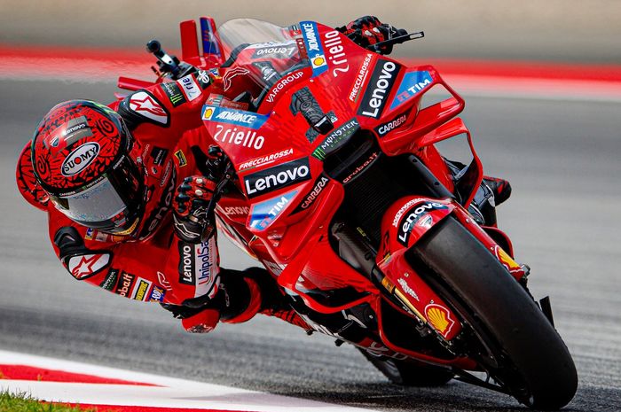 Pecco Bagnaia pilih siapa yang jadi rekannya di MotoGP 2025?