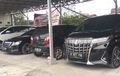 Liburan Akhir Tahun Ala Sultan Pakai Mobil Mewah, Intip Biaya Sewa Mercy S400 Hingga Vellfire